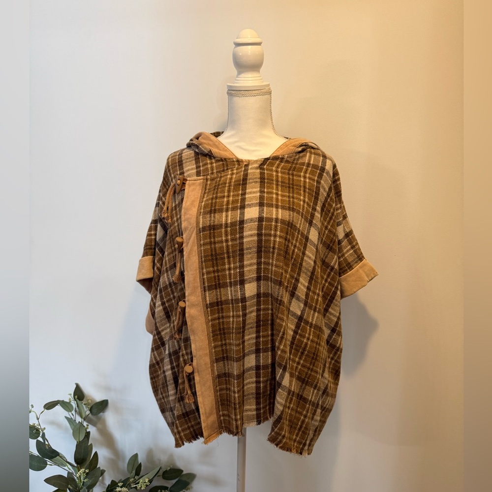 Oli & Hali Brown and Tan Plaid Hooded Pullover